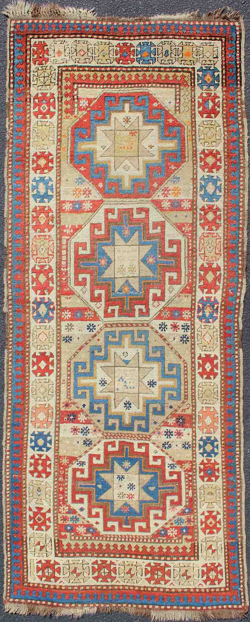 Antique Kazak Rug E1004 Kazak 4'3" x 8'0" Wool Medallion